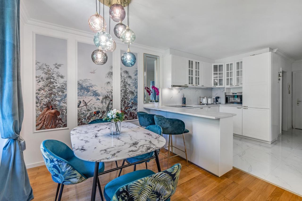 Soft Glam 1-Bedroom Appt - Lake & Mountain View Montreux Extérieur photo
